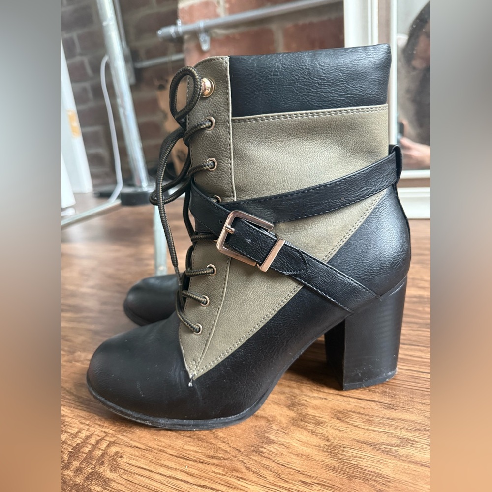 Like new! Green/Black Heeled Combat Boots